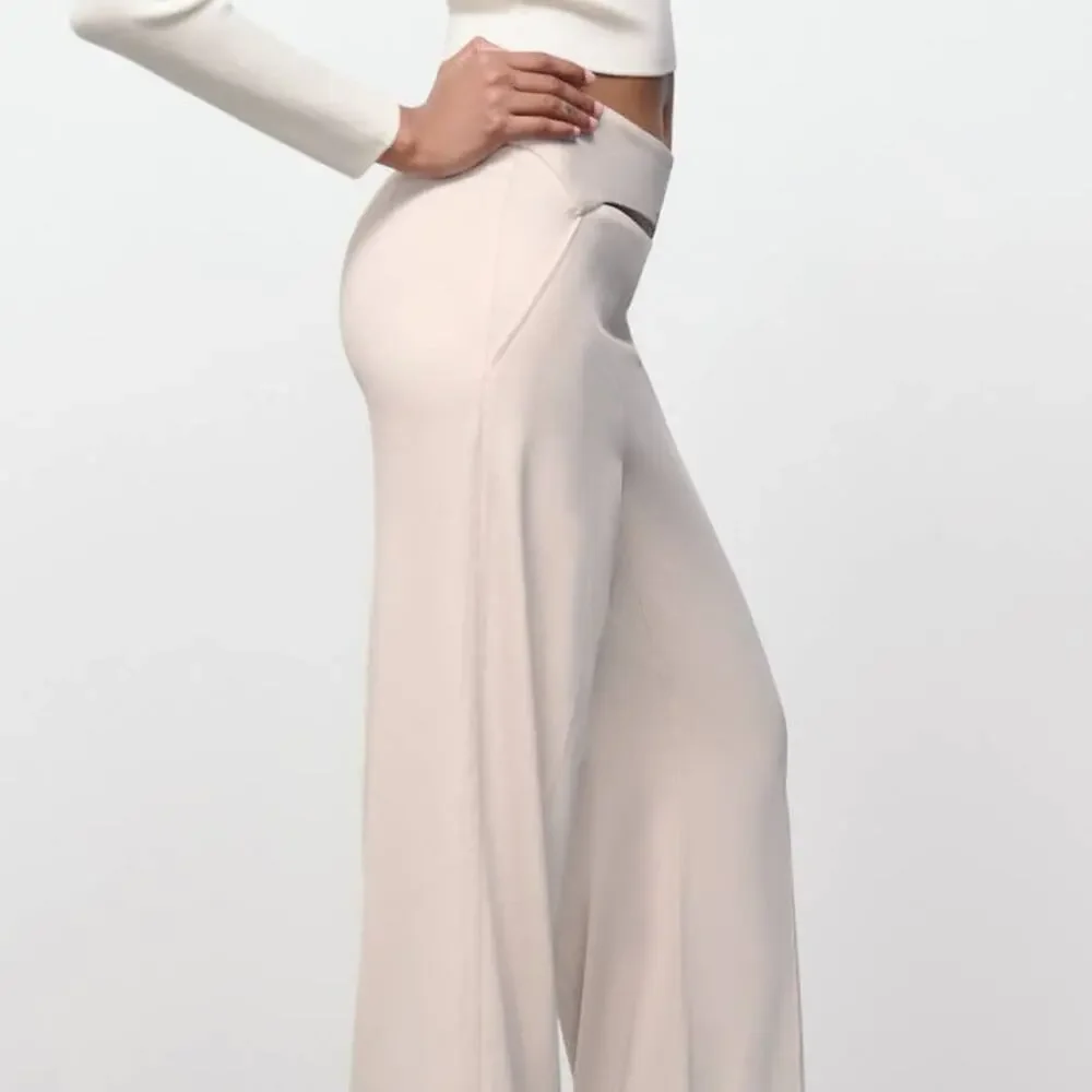 Zara Full Length Trousers with Cutout Opening in Ecru Off White